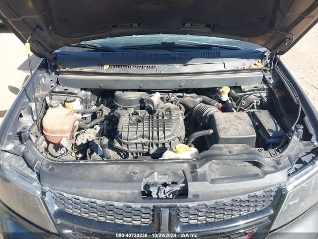3C4PDCGG0JT495117 Dodge Journey Crossroad