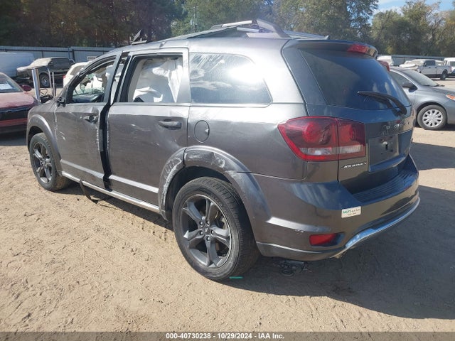 3C4PDCGG0JT495117 Dodge Journey Crossroad