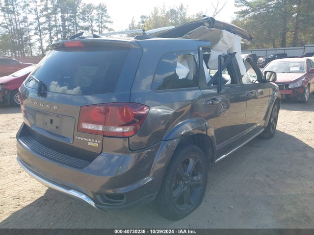 3C4PDCGG0JT495117 Dodge Journey Crossroad