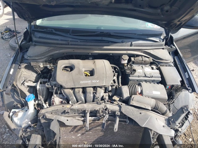 Hyundai ELANTRA SE 2018 5NPD74LF4JH246896 Image 10