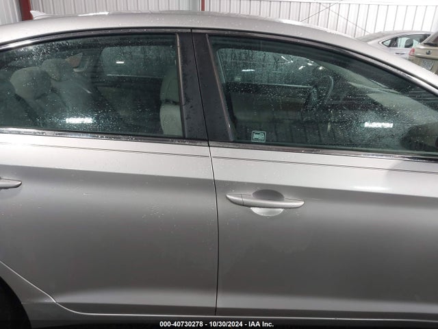 Hyundai SONATA SE 2017 5NPE24AF7HH484306 Image 13