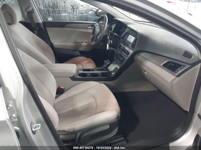 Hyundai SONATA SE 2017 5NPE24AF7HH484306 Image 5