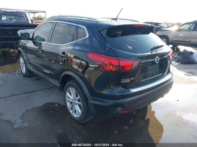 JN1BJ1CP1JW152844 Nissan Rogue Sport Sv