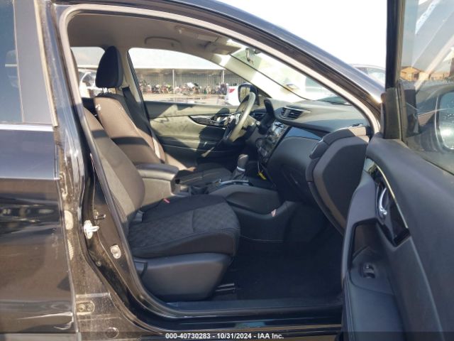 JN1BJ1CP1JW152844 Nissan Rogue Sport Sv
