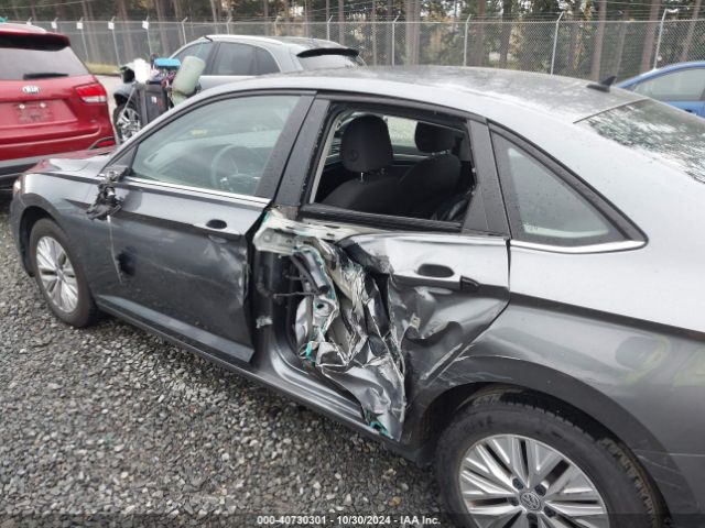 3VWC57BU0KM231758 Volkswagen Jetta 1.4t R-line/1.4t S/1.4t Se