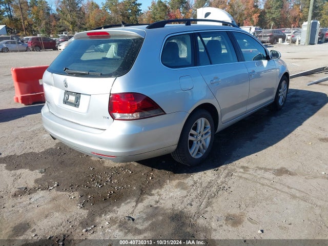 3VWML7AJ5EM625732 Volkswagen Jetta Sportwagen 2.0l Tdi