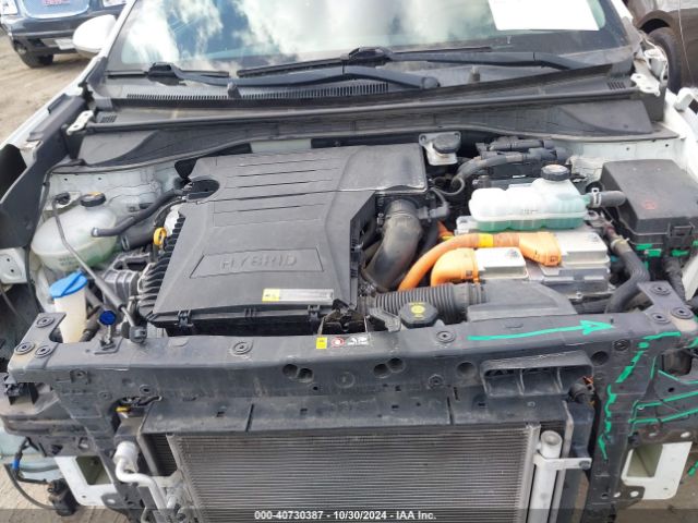 KNDCB3LC9J5188469 KIA NIRO LX