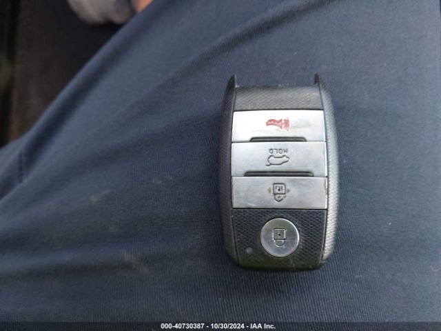 KNDCB3LC9J5188469 KIA NIRO LX