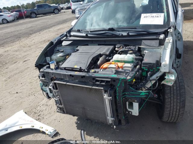 KNDCB3LC9J5188469 KIA NIRO LX