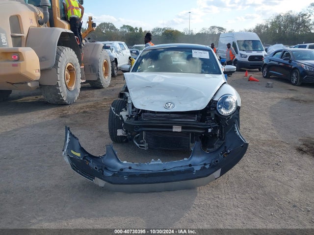 Volkswagen Beetle 1.8t Dune 2017 3VWS17AT6HM623085 Image 12