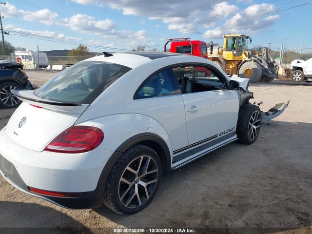 Volkswagen Beetle 1.8t Dune 2017 3VWS17AT6HM623085 Image 13