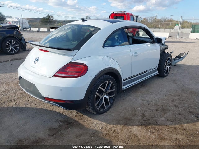 Volkswagen Beetle 1.8t Dune 2017 3VWS17AT6HM623085 Image 4