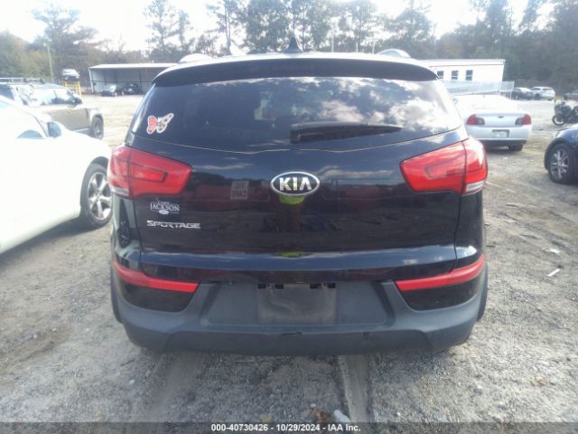 KNDPBCAC2F7773460 KIA Sportage Lx