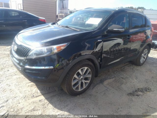 KNDPBCAC2F7773460 KIA Sportage Lx