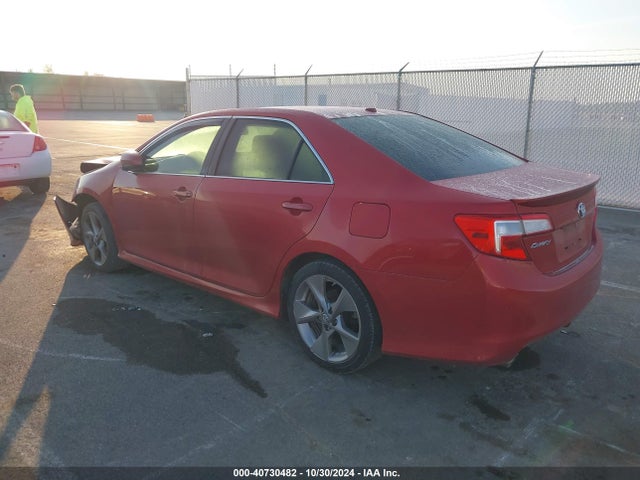 4T1BK1FK0EU546021 Toyota Camry Se V6