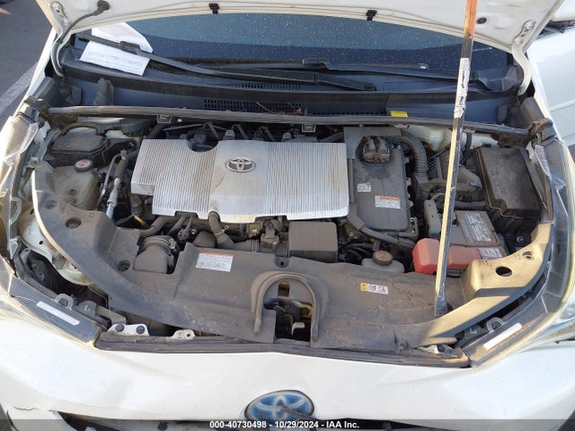 Toyota Prius Two 2018 JTDKBRFU4J3061174 Image 10