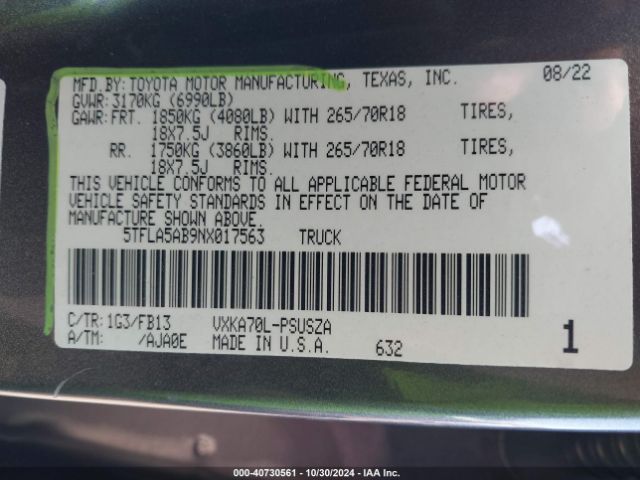 5TFLA5AB9NX017563 Toyota Tundra Sr5