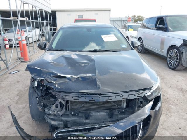 W04GL6SX5J1114066 Buick Regal Sportback Preferred