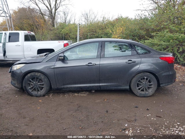 Ford FOCUS SE 2016 1FADP3F21GL241720 Image 14