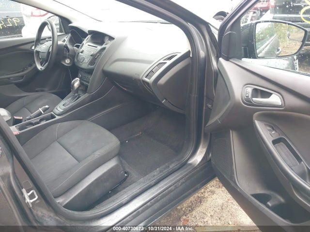 Ford FOCUS SE 2016 1FADP3F21GL241720 Image 5