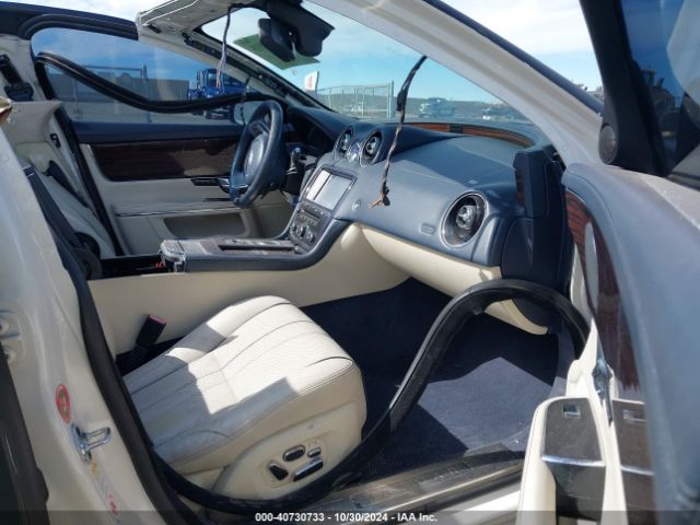 2011 JAGUAR XJ SAJWA2GB8BLV01893 Photo 4