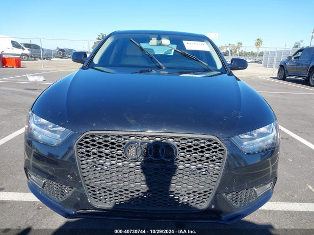 2013 Audi A4 2.0t Premium მანქანა იყიდება აუქციონზე, vin: WAUBFAFL4DN018800, აუქციონის ნომერი: 40730744
