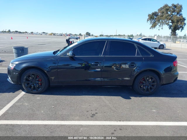 2013 Audi A4 2.0t Premium მანქანა იყიდება აუქციონზე, vin: WAUBFAFL4DN018800, აუქციონის ნომერი: 40730744