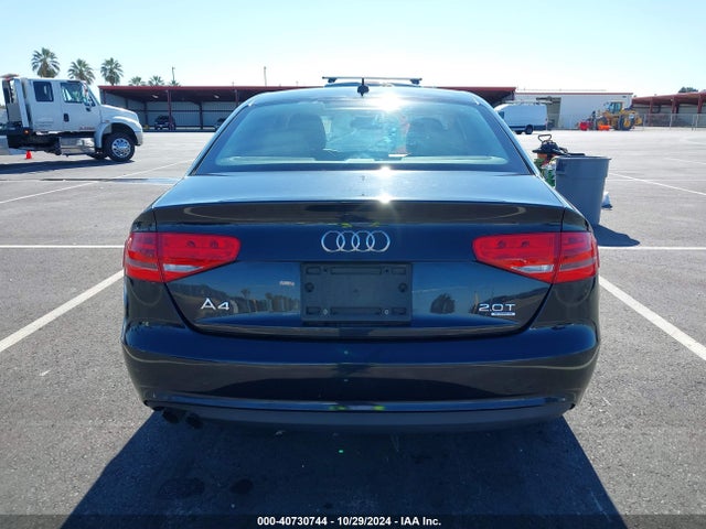 2013 Audi A4 2.0t Premium მანქანა იყიდება აუქციონზე, vin: WAUBFAFL4DN018800, აუქციონის ნომერი: 40730744