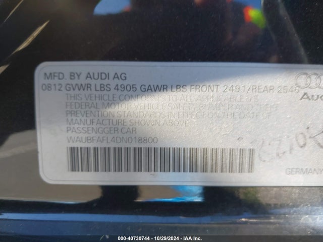 2013 Audi A4 2.0t Premium მანქანა იყიდება აუქციონზე, vin: WAUBFAFL4DN018800, აუქციონის ნომერი: 40730744