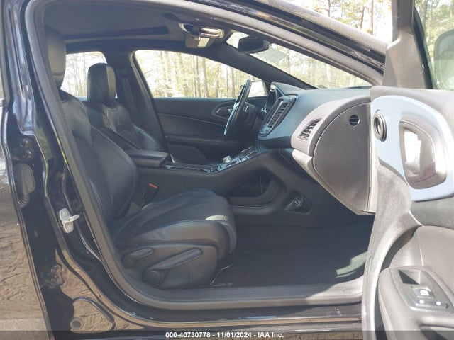 1C3CCCDG4FN540450 Chrysler 200 S