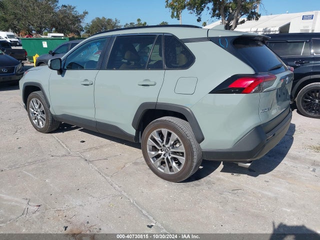 Toyota Rav4 Xle Premium 2022 2T3C1RFV4NW207513 Image 3