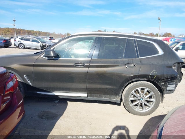 5UXTR9C51JLD90137 BMW X3 Xdrive30i