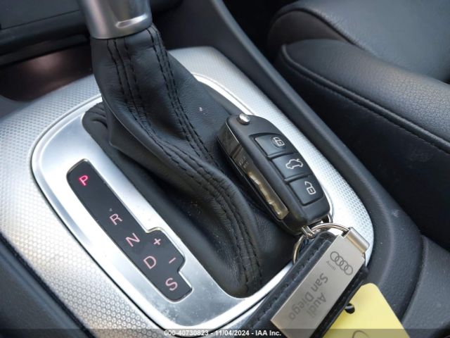 WA1BCCFS2JR003838 Audi Q3 2.0t Premium/2.0t Sport Premium