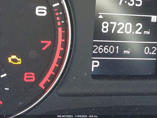 WA1BCCFS2JR003838 Audi Q3 2.0t Premium/2.0t Sport Premium