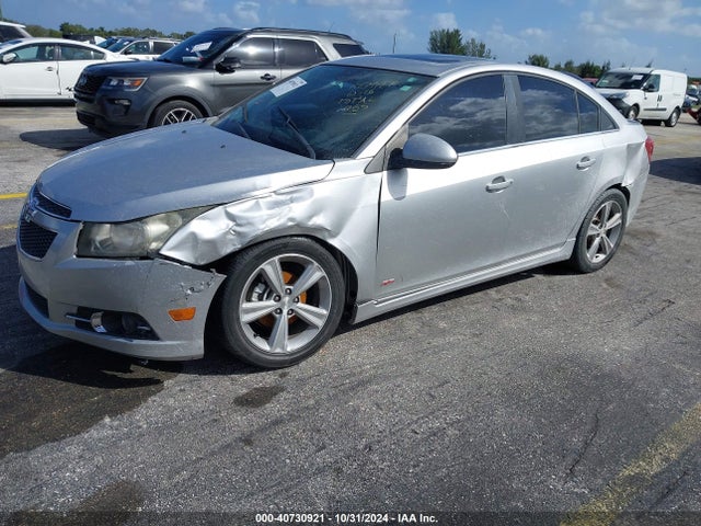 Chevrolet Cruze 2lt Auto 2014 1G1PE5SB2E7319421 Image 2