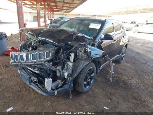 3C4NJCBB1JT211232 Jeep Compass Latitude Fwd