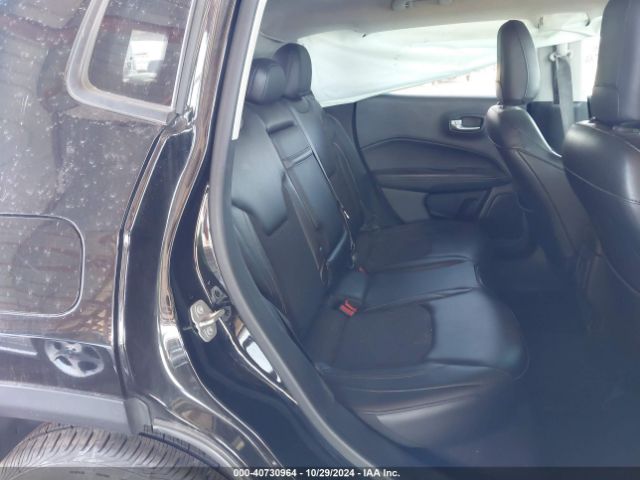 3C4NJCBB1JT211232 Jeep Compass Latitude Fwd