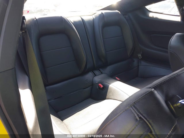 Ford Mustang Ecoboost Premium 2017 1FA6P8TH2H5320527 Image 8