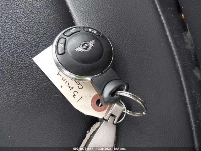 2013 MINI CONVERTIBLE WMWZP3C57DT297362 Photo 10