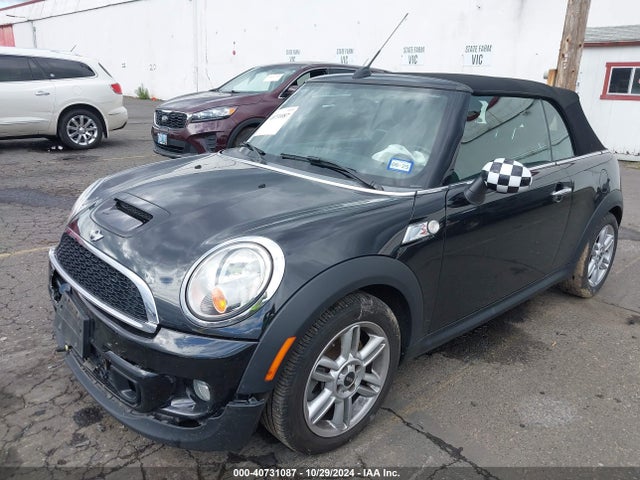 2013 MINI CONVERTIBLE WMWZP3C57DT297362 Photo 1