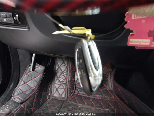 2011 JAGUAR XJ SAJWA2GB0BLV02326 Photo 10