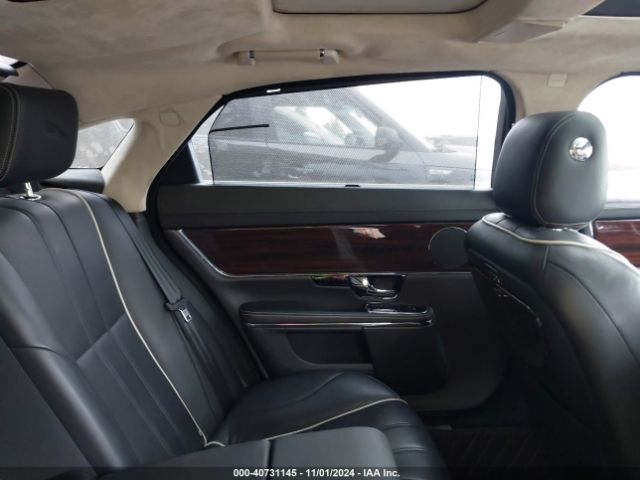 2011 JAGUAR XJ SAJWA2GB0BLV02326 Photo 7