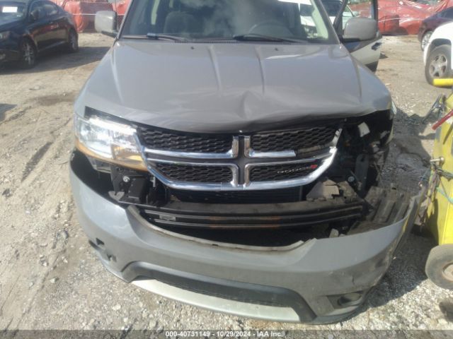 3C4PDCBB8KT860219 Dodge JOURNEY SE