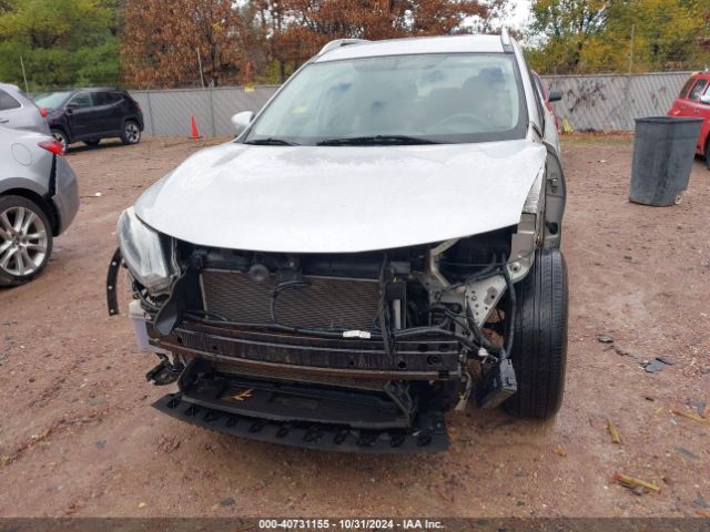 KNMAT2MT4FP589744 Nissan ROGUE SV
