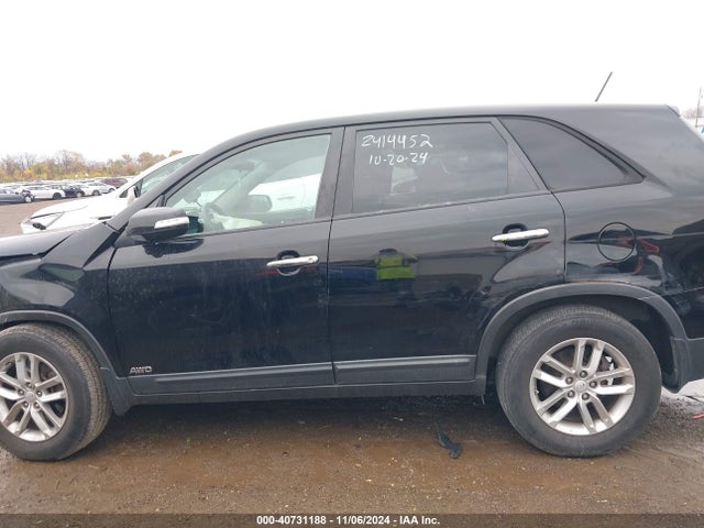 KIA SORENTO LX 2015 5XYKTCA60FG613808 Image 15