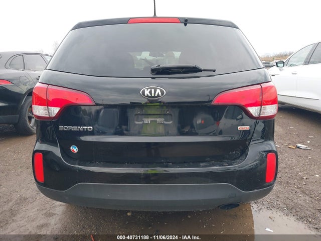 KIA SORENTO LX 2015 5XYKTCA60FG613808 Image 17