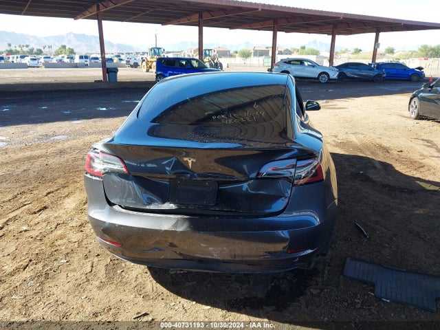 Tesla MODEL 3 2019 5YJ3E1EAXKF480221 Image 17