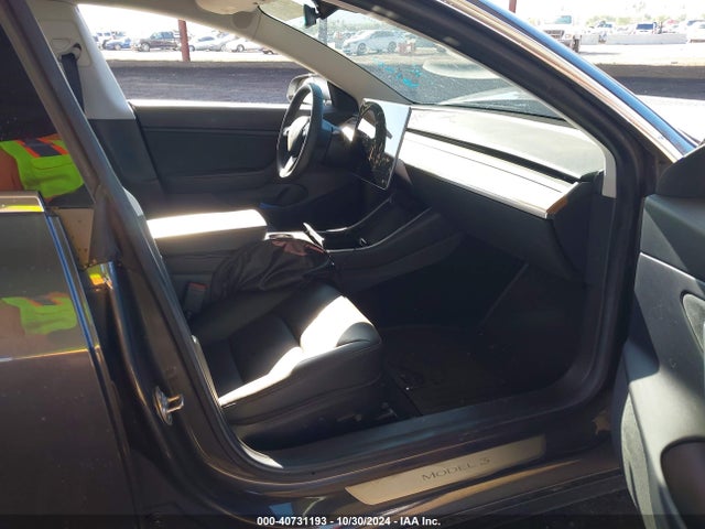 2019 TESLA MODEL 3 5YJ3E1EAXKF480221 Photo 4