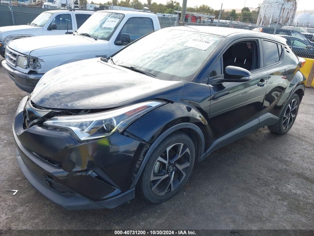 Toyota C-HR XLE 2019 JTNKHMBX0K1043202 Image 2