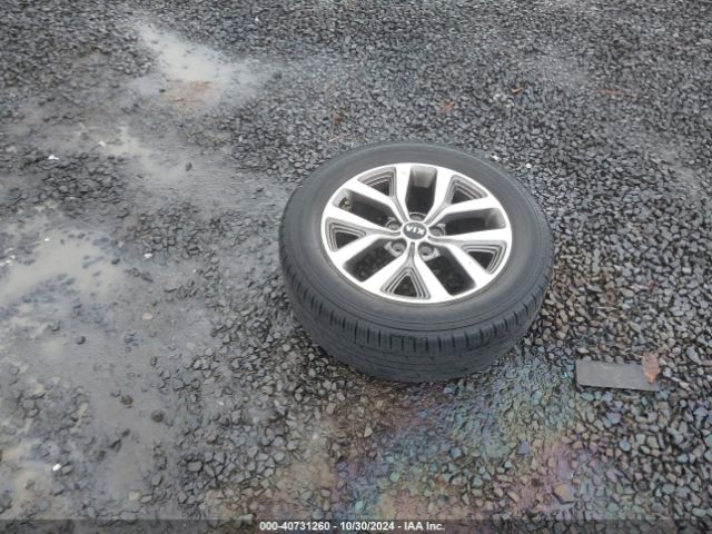 KNDPB3ACXE7568645 KIA Sportage Lx